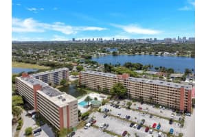 1770 NE 191st St Apt 600-1, Miami, FL 33179, Sold 09/05/23