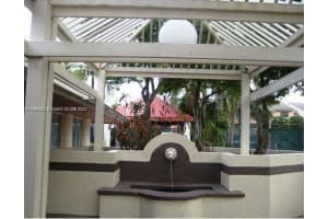 7010 NW 179th St APT 108, Hialeah, FL 33015, Sold 07/13/23