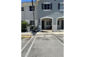 2908 SE 15th Ave, Homestead, FL 33035, Sold 08/18/23