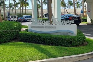2899 Collins Ave APT 1504, Miami Beach, FL 33140, Sold 08/31/23