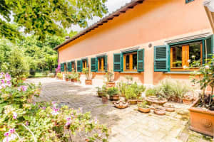 Ville In Vendita Appia Antica - Massimiliano Mlekus ,, FL  - MLS#A11399069