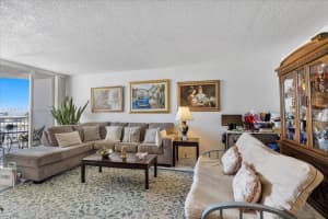 18021 Biscayne Blvd APT 801, Aventura, FL 33160, Sold 08/22/23