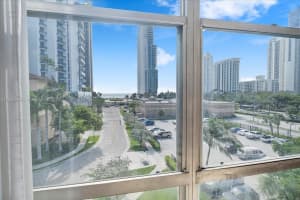 17560 Atlantic Blvd APT 506, Sunny Isles Beach, FL 33160, Sold 08/10/23