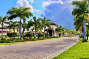 2483 SE 3rd St, Homestead, FL 33033, Sold 08/10/23