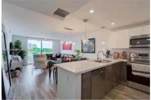 401 Ocean Dr APT 502, Miami Beach, FL 33139, Sold 12/13/23