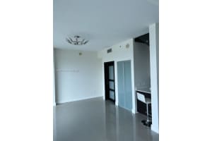 60 SW 13th St Apt 4803, Miami, FL 33130, Sold 11/08/23