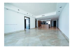 1900 N Bayshore Dr, Miami, FL 33132, Sold 07/21/23