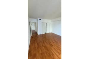 5091 NW 7th St APT 411, Miami, FL 33126, Sold 08/09/23