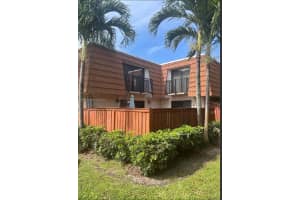 2825 Waterford Dr N #2825, Deerfield Beach, FL 33442, Sold 07/17/23