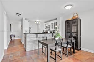 1401 Bay Rd APT 411, Miami Beach, FL 33139, Sold 07/31/23