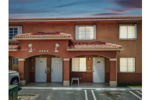 2589 W 76th St APT 210, Hialeah, FL 33016, Sold 08/01/23