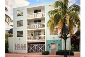 335 Collins Ave APT 401, Miami Beach, FL 33139, Sold 09/28/23