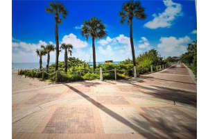 335 Collins Ave APT 401, Miami Beach, FL 33139, Sold 09/28/23