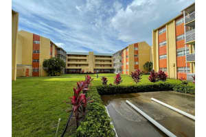 3710 NW 21st St APT 211, Lauderdale Lakes, FL 33311, Sold 09/26/23