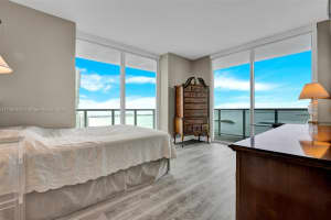 1900 N Bayshore Dr APT 2702, Miami, FL 33132, Sold 08/10/23