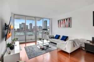 185 SW 7th St APT 901, Miami, FL 33130, Sold 09/19/23