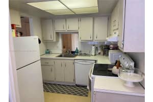 2800 Georgia Ave APT I55, West Palm Beach, FL 33405, Sold 11/17/23