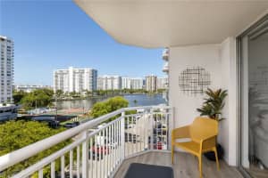 18051 Biscayne Blvd APT 502, Aventura, FL 33160, Sold 09/08/23