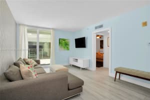 7800 Collins Ave APT 204, Miami Beach, FL 33141, Sold 08/31/23