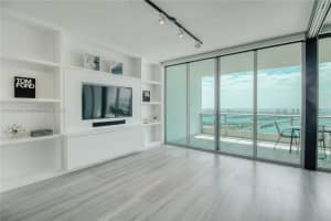 900 Biscayne Bay, 900 Biscayne Blvd APT 5605, Miami, FL 33132, Sold 08/29/23