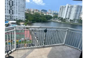 18081 Biscayne Blvd APT 902, Aventura, FL 33160, Sold 02/13/24