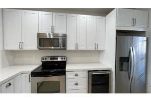 6427 Park Lake Cir #6427, Boynton Beach, FL 33437, Sold 08/31/23