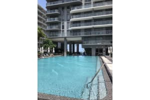 121 Ne 34 St 2215, Miami