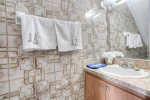 1099 W 40th St #25, Hialeah, FL 33012, Sold 07/24/23