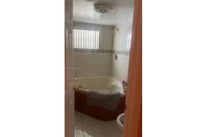 1635 W 44th Pl APT 214, Hialeah, FL 33012, Sold 07/21/23
