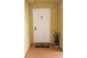 2600 S University Dr APT 216, Davie, FL 33328, Sold 07/18/23