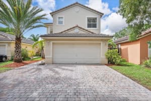 1915 SE 15th St, Homestead, FL 33035, Sold 08/08/23
