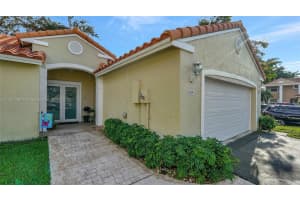 858 NW 97th Ave, Plantation, FL 33324, Sold 08/10/23