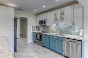 5706 Melaleuca Dr, Tamarac, FL 33319, Sold 07/31/23