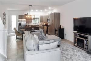 20969 NW 1st Ct, Pembroke Pines, FL 33029, Sold 08/01/23