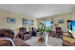 400 Kings Point Dr APT 408, Sunny Isles Beach, FL 33160, Sold 11/13/23