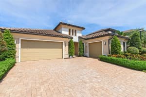 9135 Parkland Bay Dr, Pompano Beach, FL 33076, Sold 08/02/23