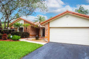 1079 NW 96th Ave, Plantation, FL 33322, Sold 08/10/23
