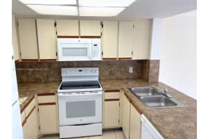 5200 NW 31st Ave APT 38, Fort Lauderdale, FL 33309, Sold 08/28/23