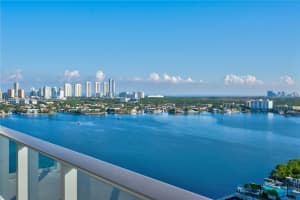 17301 Biscayne Blvd APT 2001, Aventura, FL 33160, Sold 10/10/23