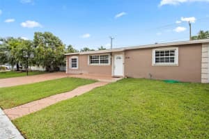 17421 NW 82nd Ct, Hialeah, FL 33015, Sold 07/28/23