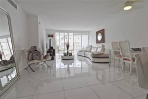 1690 NE 191st St Apt 309-1, Miami, FL 33179, Sold 08/01/23