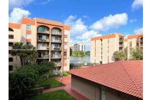 5201 NW 7th St APT 201, Miami, FL 33126, Sold 10/11/23