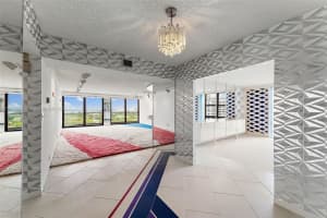 5500 Collins Ave APT 1402, Miami Beach, FL 33140, Sold 12/07/23