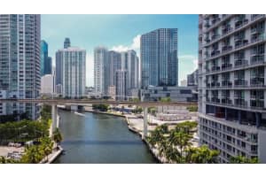 185 SW 7th St APT 2210, Miami, FL 33130, Sold 08/04/23