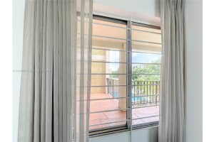 9240 Fontainebleau Blvd APT 303, Miami, FL 33172, Sold 08/02/23