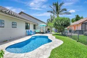 4161 NW 6th St, Deerfield Beach, FL 33442, Sold 07/10/23