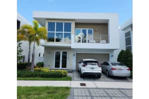 9789 NW 75th St, Doral, FL 33178, Sold 09/15/23