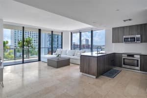 88 SW 7th St Apt 712, Miami, FL 33130, Sold 08/14/23
