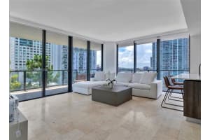 88 SW 7th St Apt 712, Miami, FL 33130, Sold 08/14/23
