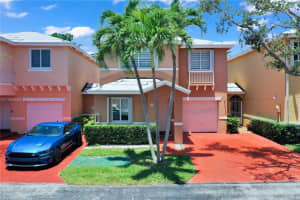 14924 SW 104th St APT 33, Miami, FL 33196, Sold 08/21/23